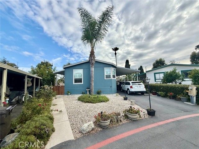 7051 Ellis 29, Huntington Beach, CA 92648