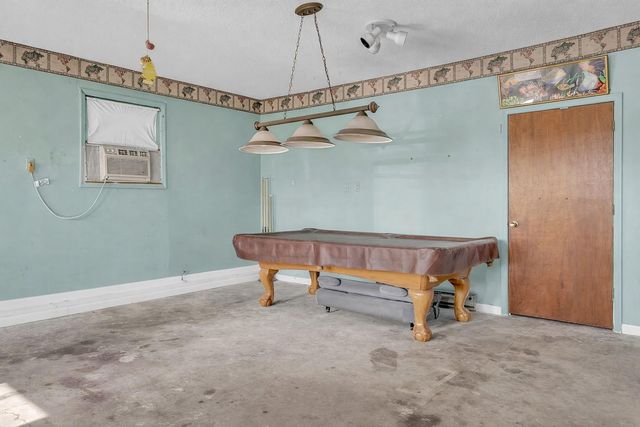 2209 E Lincoln St, Tullahoma, TN 37388