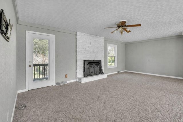 2209 E Lincoln St, Tullahoma, TN 37388