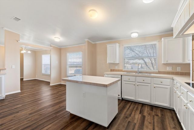 12631 Heather Brook Road, Justin, TX 76247