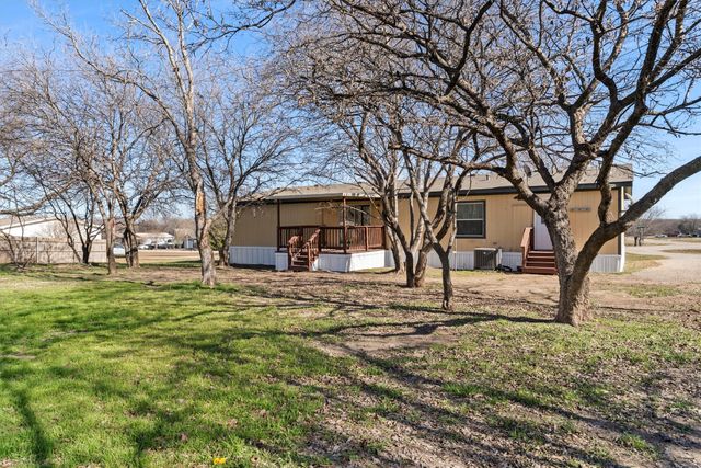 12631 Heather Brook Road, Justin, TX 76247