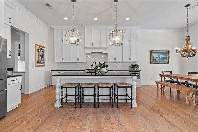 10394 N DUNCAN WOODS DR, Collierville, TN 38017