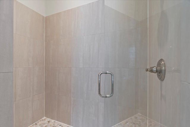 10394 N DUNCAN WOODS DR, Collierville, TN 38017