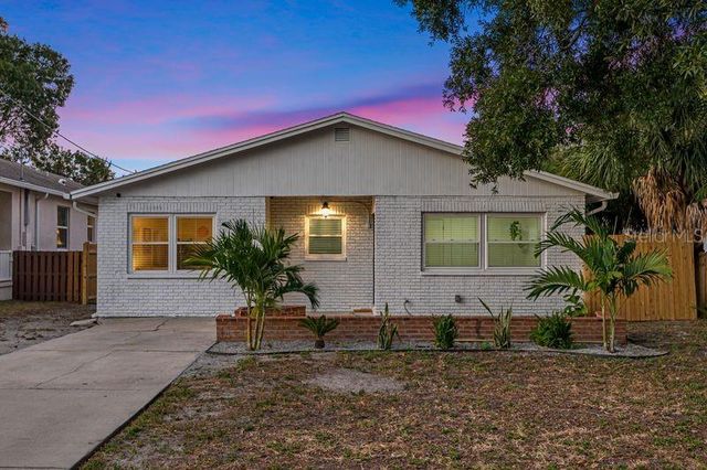 4409 W PEARL AVENUE, Tampa, FL 33611