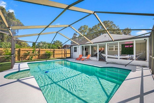 4409 W PEARL AVENUE, Tampa, FL 33611