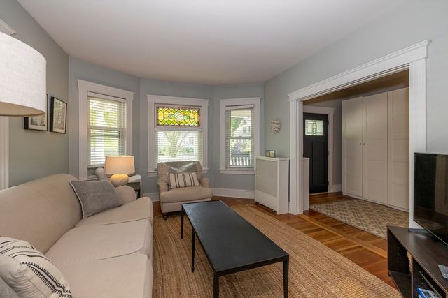58 Maple Ave 58, Andover, MA 01810