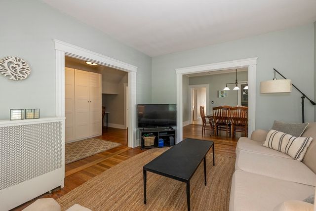 58 Maple Ave 58, Andover, MA 01810