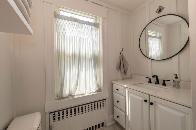 58 Maple Ave 58, Andover, MA 01810
