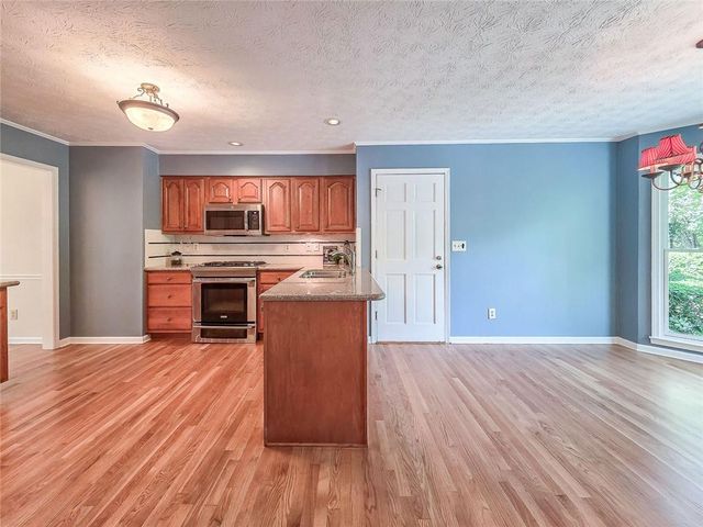 2457 Bent Oak Trail, Snellville, GA 30078