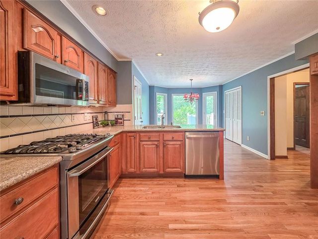 2457 Bent Oak Trail, Snellville, GA 30078