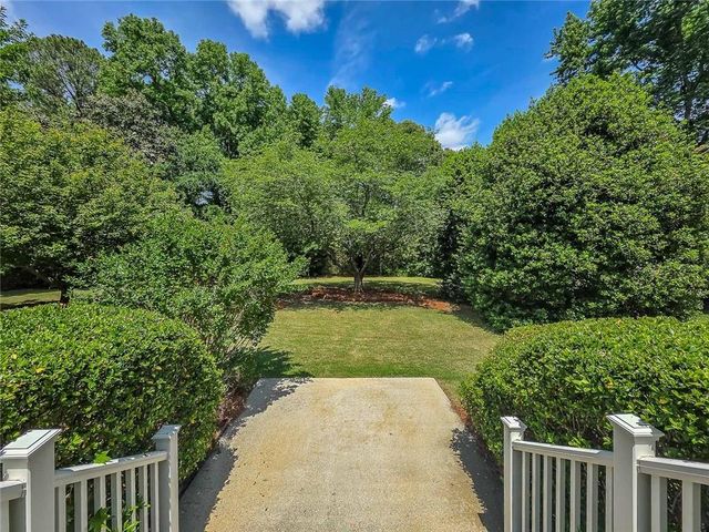2457 Bent Oak Trail, Snellville, GA 30078