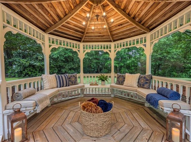 2457 Bent Oak Trail, Snellville, GA 30078