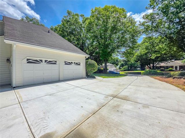 2457 Bent Oak Trail, Snellville, GA 30078