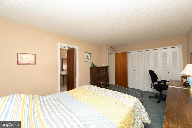 29 CHISWICK DR, Lindenwold, NJ 08021