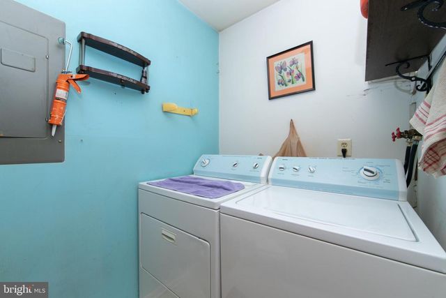 29 CHISWICK DR, Lindenwold, NJ 08021