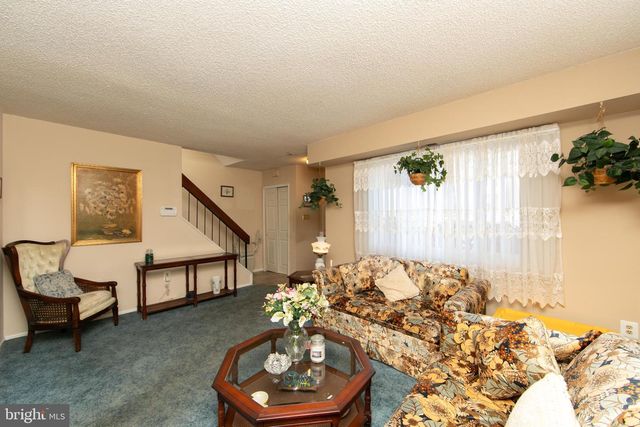 29 CHISWICK DR, Lindenwold, NJ 08021