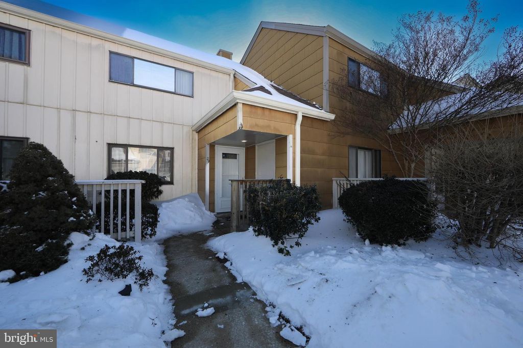 29 CHISWICK DR, Lindenwold, NJ 08021