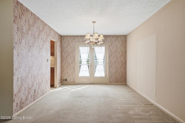 2109 Bridlewood Dr, Jeffersontown, KY 40299