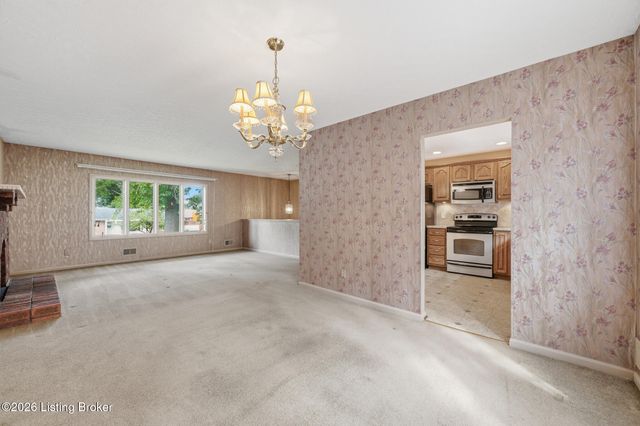 2109 Bridlewood Dr, Jeffersontown, KY 40299