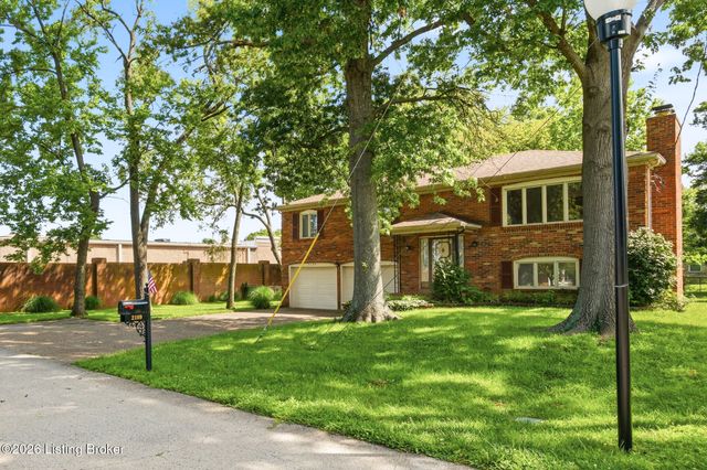2109 Bridlewood Dr, Jeffersontown, KY 40299