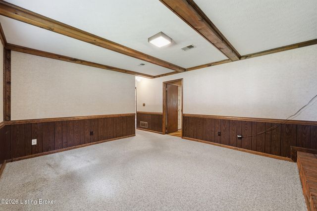 2109 Bridlewood Dr, Jeffersontown, KY 40299