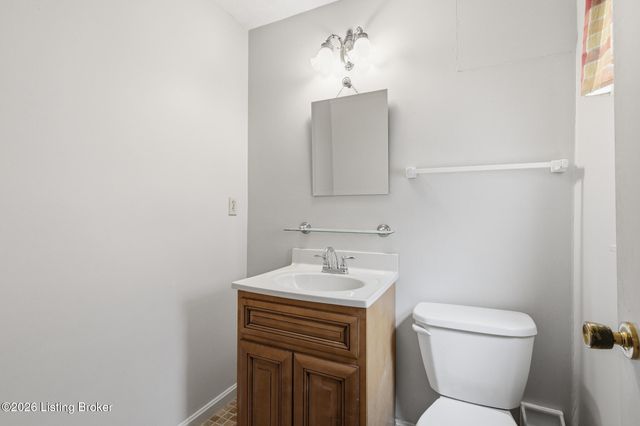 2109 Bridlewood Dr, Jeffersontown, KY 40299