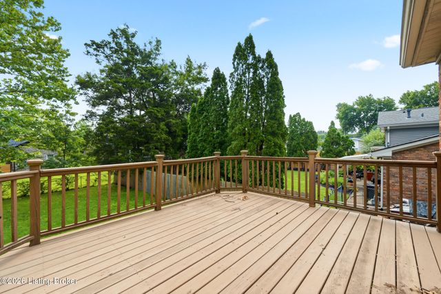 2109 Bridlewood Dr, Jeffersontown, KY 40299