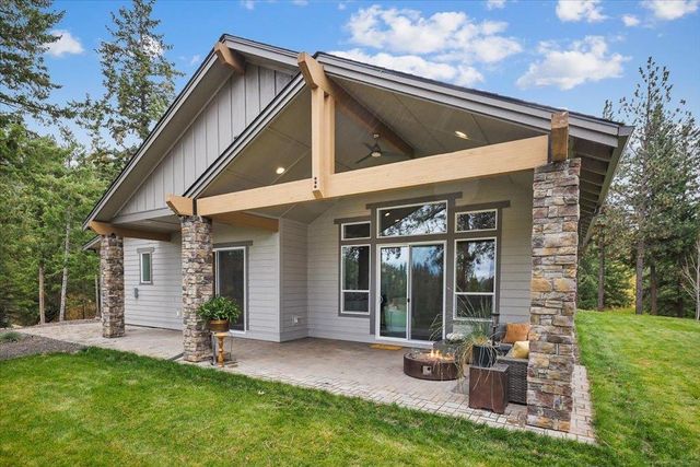 6815 S Wilcox Ln, Spokane, WA 99206