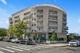 81-14 Queens Boulevard PH6C, Elmhurst, NY 11373