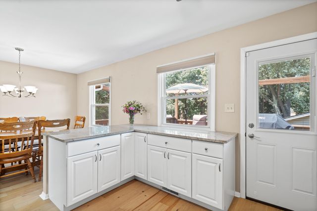 1401 Peachtree Drive, Valparaiso, IN 46383
