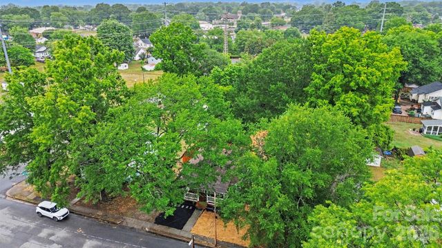 303 E 10th Street, Kannapolis, NC 28083