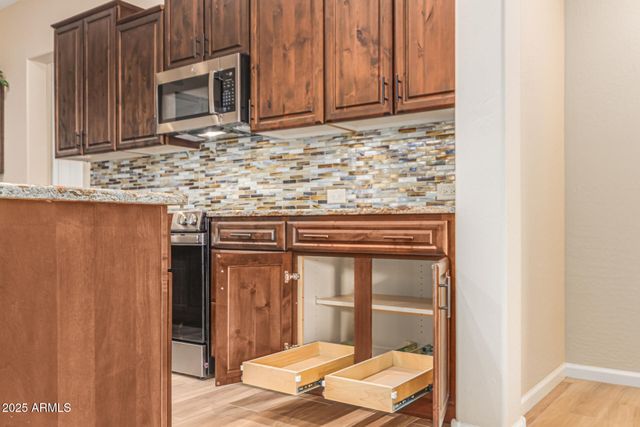 16937 W HOLLY Street, Goodyear, AZ 85395