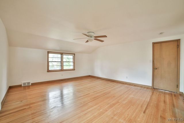 8639 Griffon Avenue, Niagara Falls, NY 14304