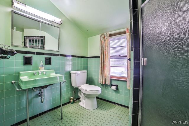 8639 Griffon Avenue, Niagara Falls, NY 14304