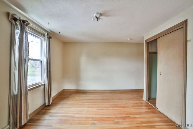 8639 Griffon Avenue, Niagara Falls, NY 14304