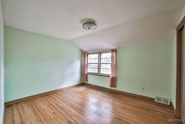 8639 Griffon Avenue, Niagara Falls, NY 14304