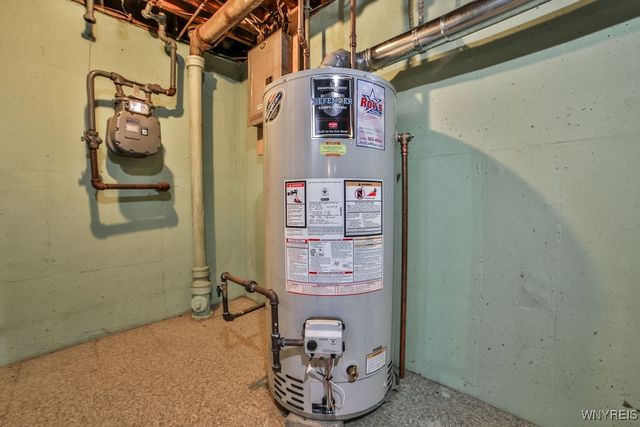 8639 Griffon Avenue, Niagara Falls, NY 14304