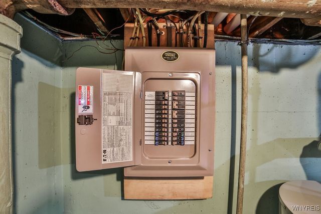 8639 Griffon Avenue, Niagara Falls, NY 14304