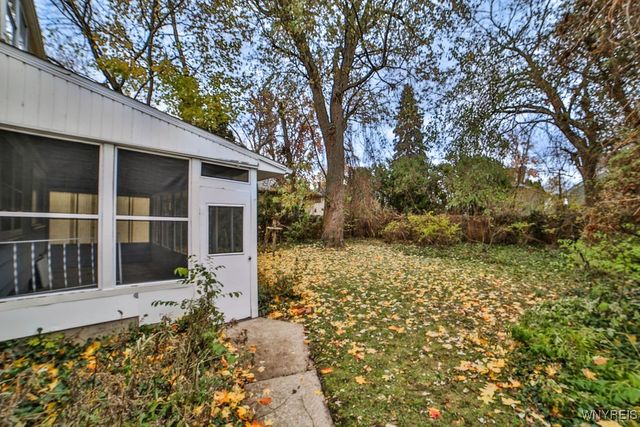 8639 Griffon Avenue, Niagara Falls, NY 14304