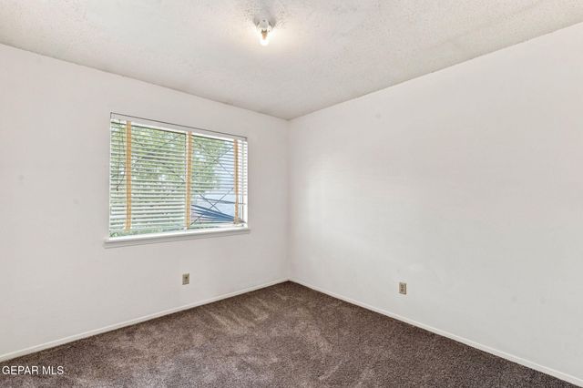 300 VISTA BONITA Street, El Paso, TX 79912