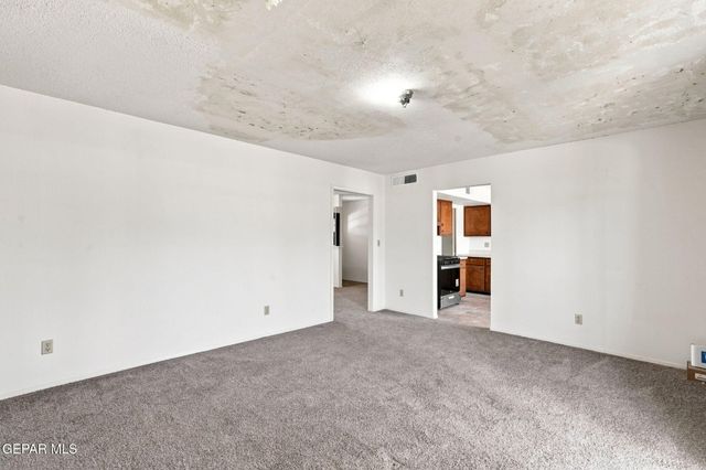 300 VISTA BONITA Street, El Paso, TX 79912