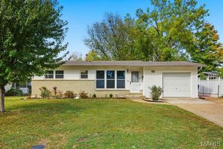 875 Flora Lane, St Louis, MO 63031