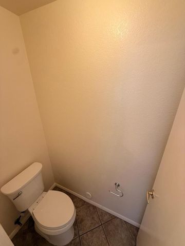 4556 E Charleston Avenue, Phoenix, AZ 85032