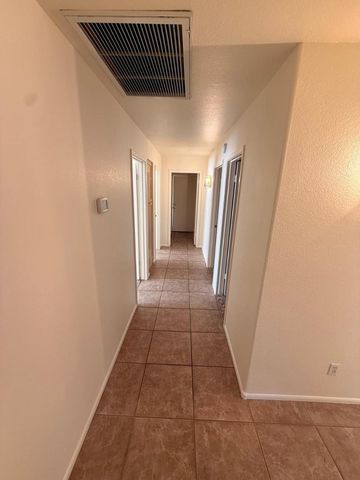 4556 E Charleston Avenue, Phoenix, AZ 85032