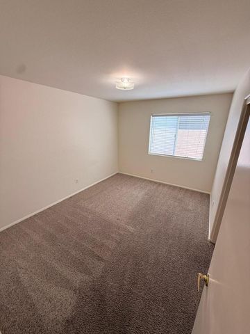 4556 E Charleston Avenue, Phoenix, AZ 85032