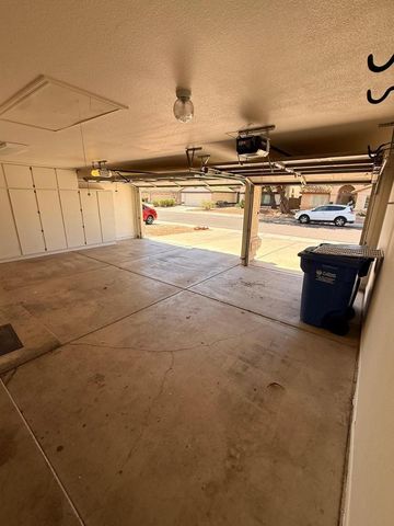 4556 E Charleston Avenue, Phoenix, AZ 85032