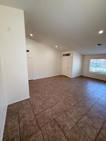 4556 E Charleston Avenue, Phoenix, AZ 85032