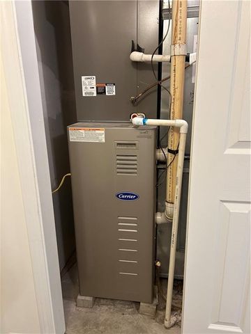 524 Walnut Street, Leavenworth, KS 66048