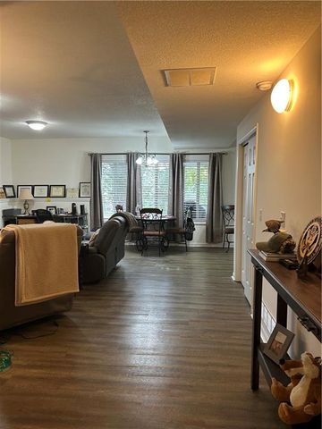 524 Walnut Street, Leavenworth, KS 66048