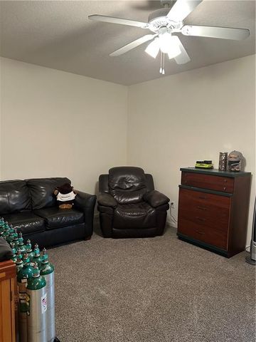 524 Walnut Street, Leavenworth, KS 66048